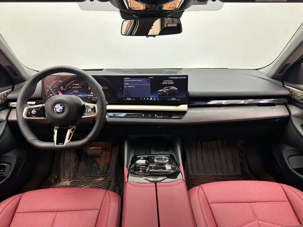 BMW 5 Series 2026 — фото 10