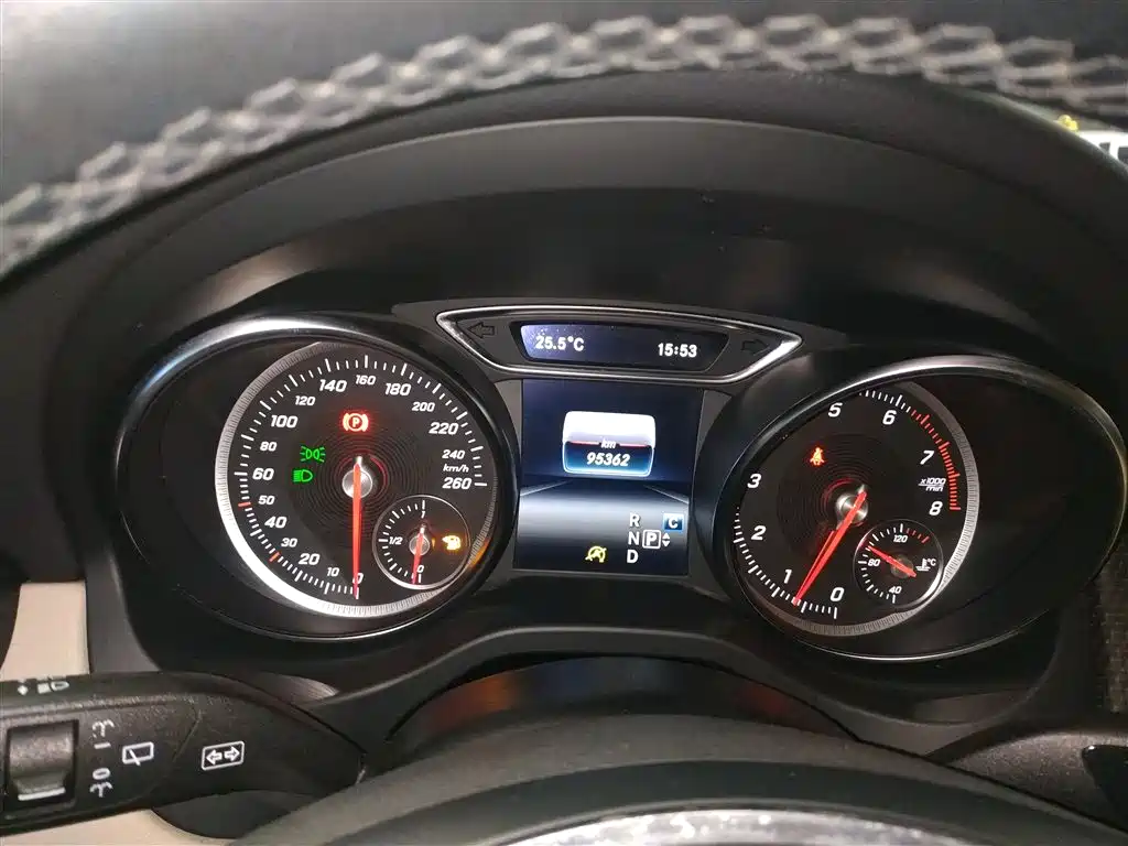Mercedes-Benz GLA 2018 — фото 12