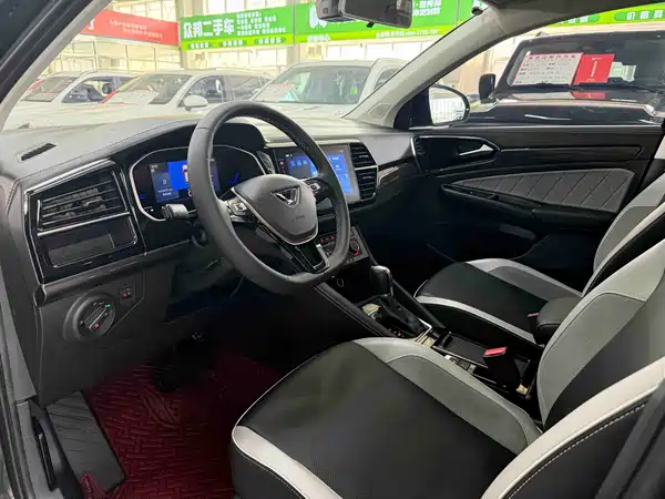 Jetta VS7 2022