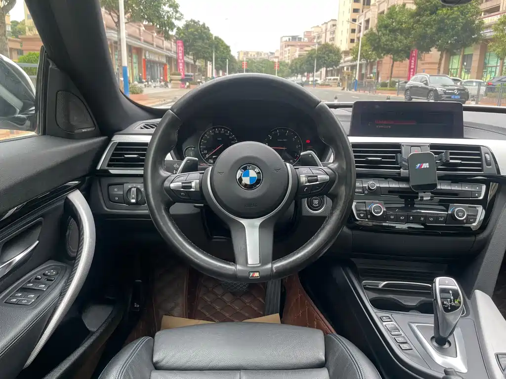 BMW 3 Series GT 2018 — фото 21