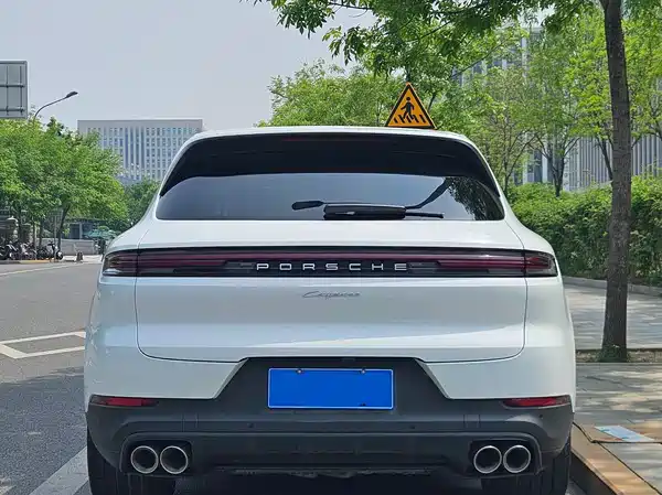 Porsche Cayenne 2024