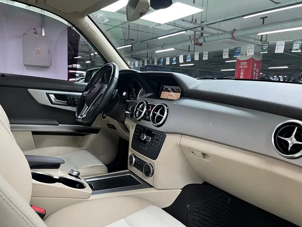 Mercedes-Benz GLK-Class 2015 — фото 17
