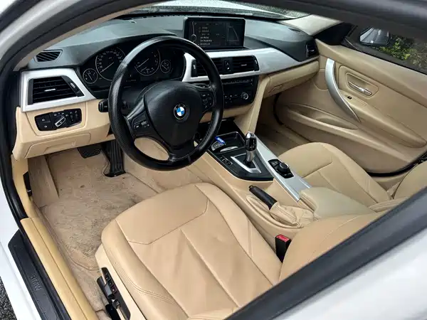 BMW 3 Series 2013