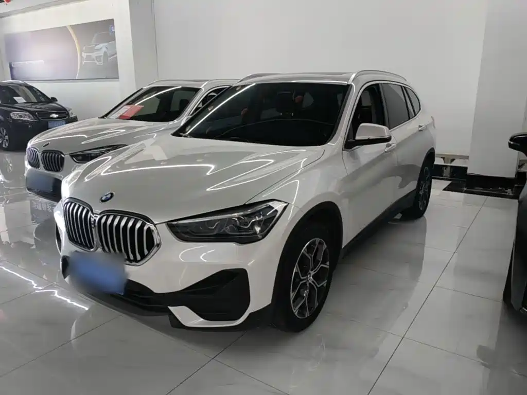 BMW X1 2021 — фото 2
