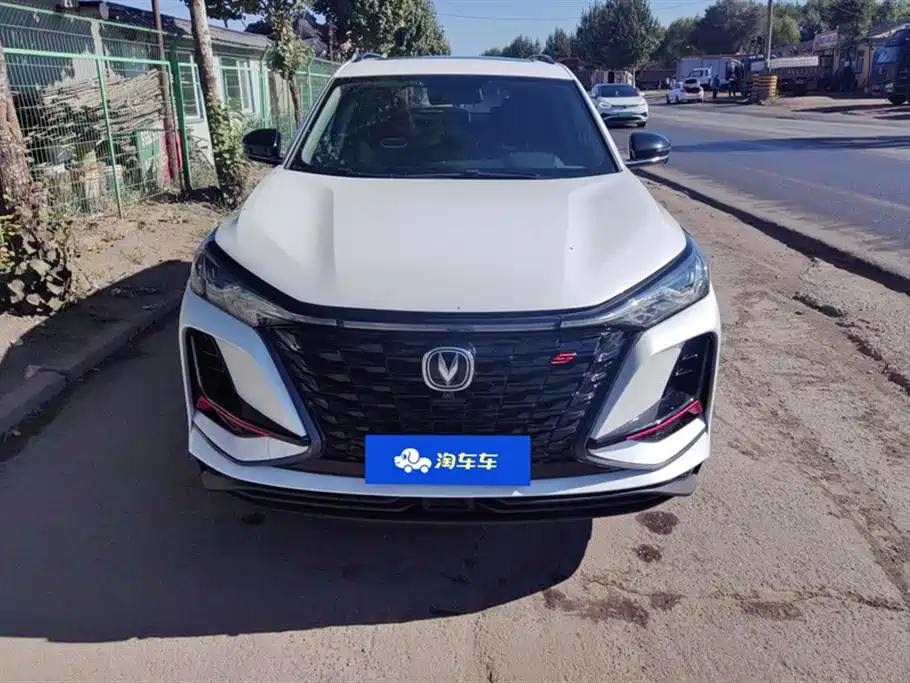 Changan CS75 PLUS 2022 — фото 2