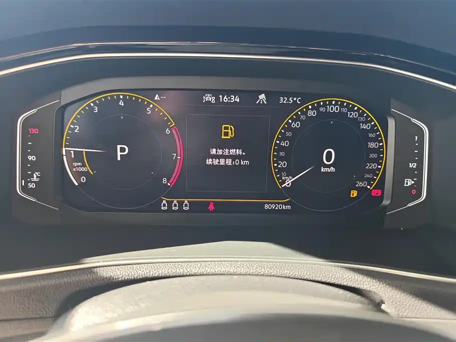 Volkswagen T-Roc 2021 — фото 14