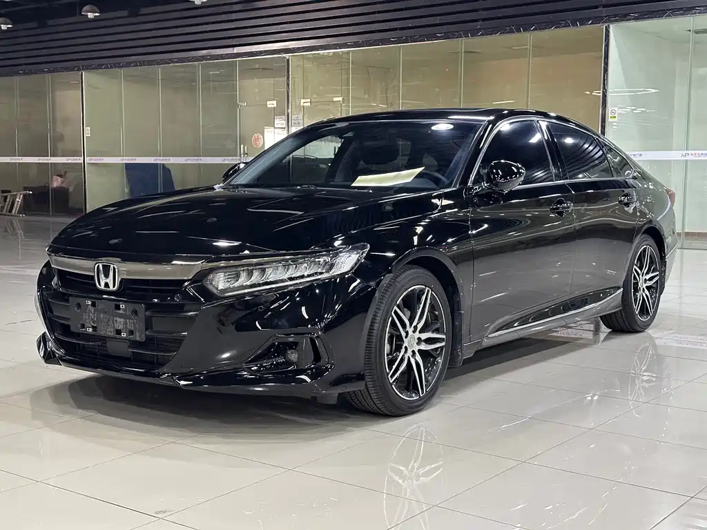 Honda Accord 2022 — фото 1