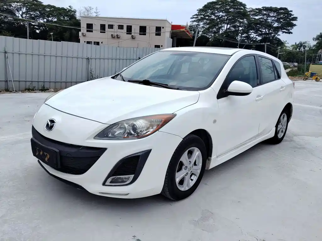 Mazda 3 Xingcheng 2013 — фото 1