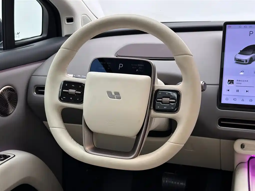 Li Auto i8 2025 — фото 12
