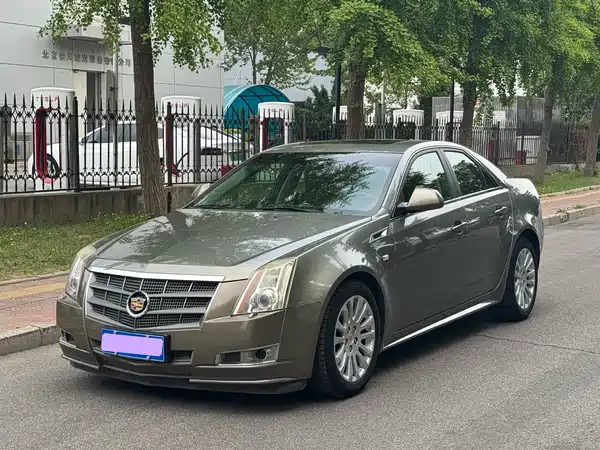 Cadillac CTS 2010