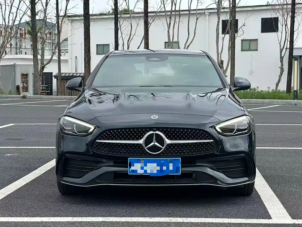 Mercedes-Benz C-Class 2023 — фото 2