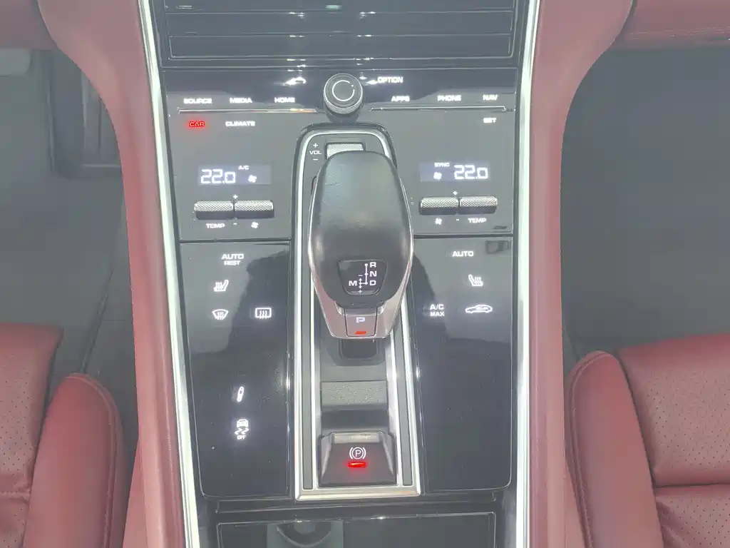 Porsche Panamera 2017 — фото 16