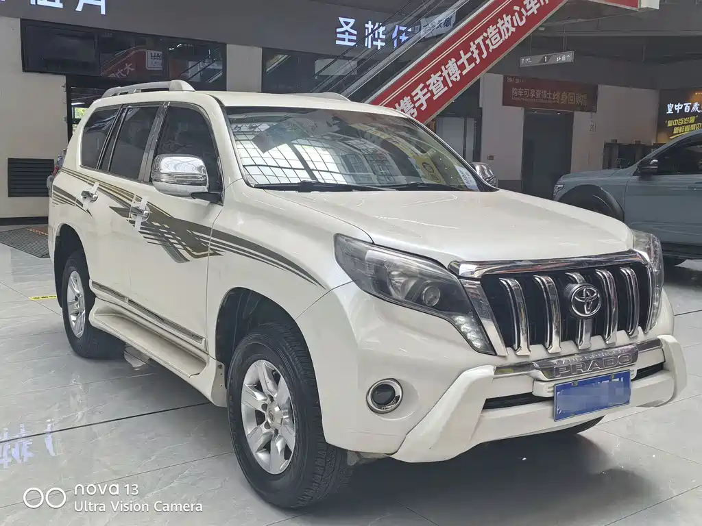 Toyota Prado 2018 — фото 2