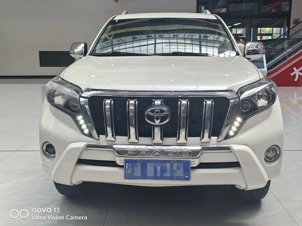 Toyota Prado 2018 — фото 3
