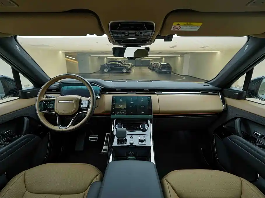 Land Rover Sport 2023 — фото 18