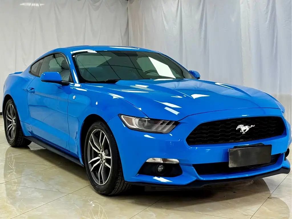 Ford Mustang 2017 — фото 3