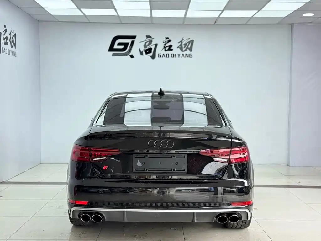 Audi S4 2019 — фото 23