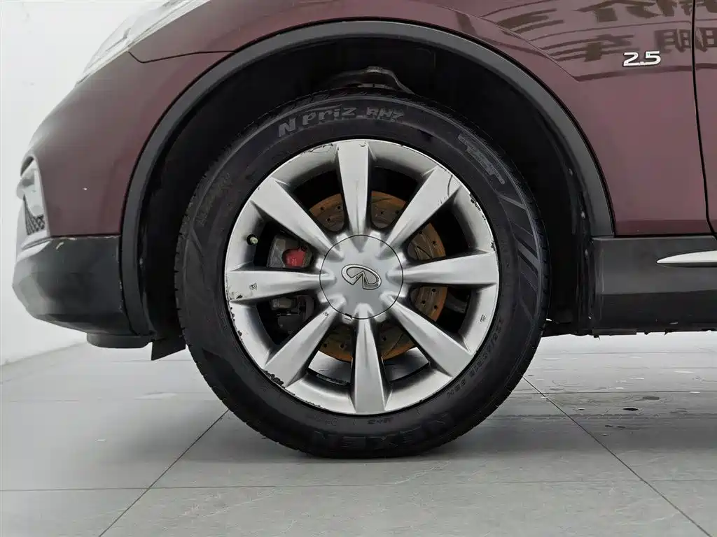 Infiniti QX50 2017 — фото 17