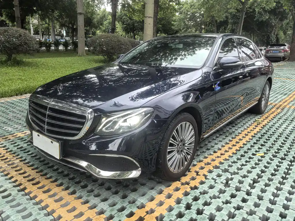 Mercedes-Benz E-Class 2020