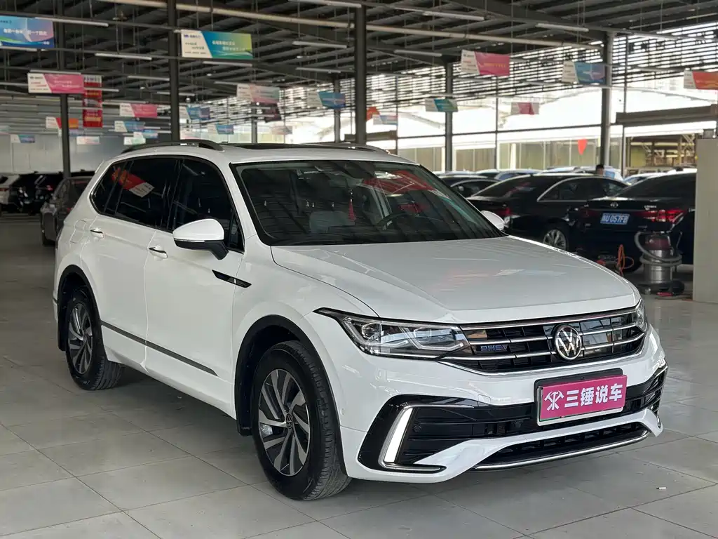 Volkswagen Tiguan L PHEV 2022
