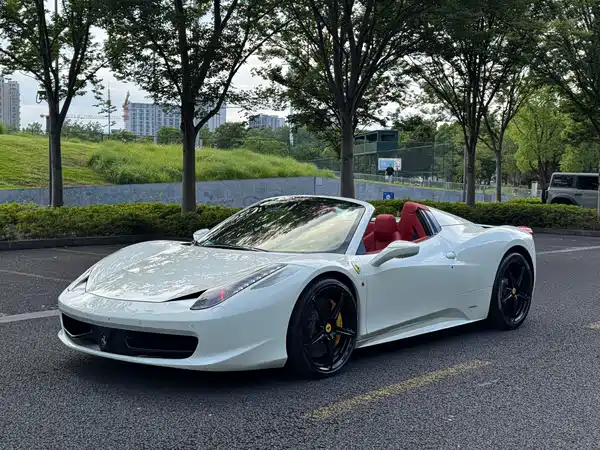 Ferrari 458 2013