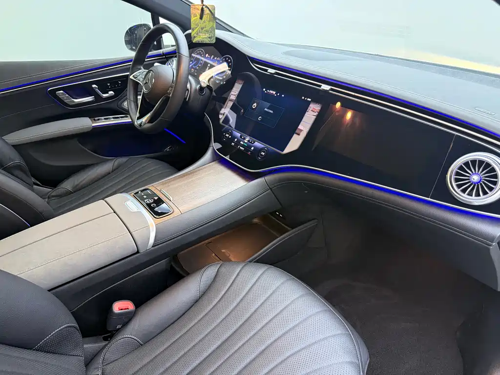 Mercedes-Benz EQS 2024 — фото 17