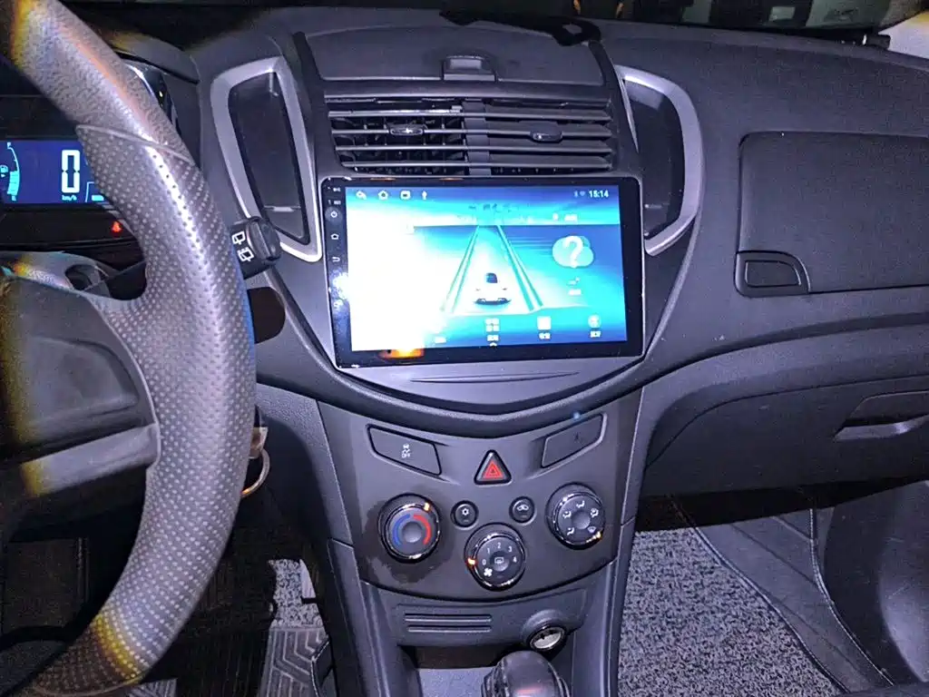 Chevrolet Trax 2014 — фото 10