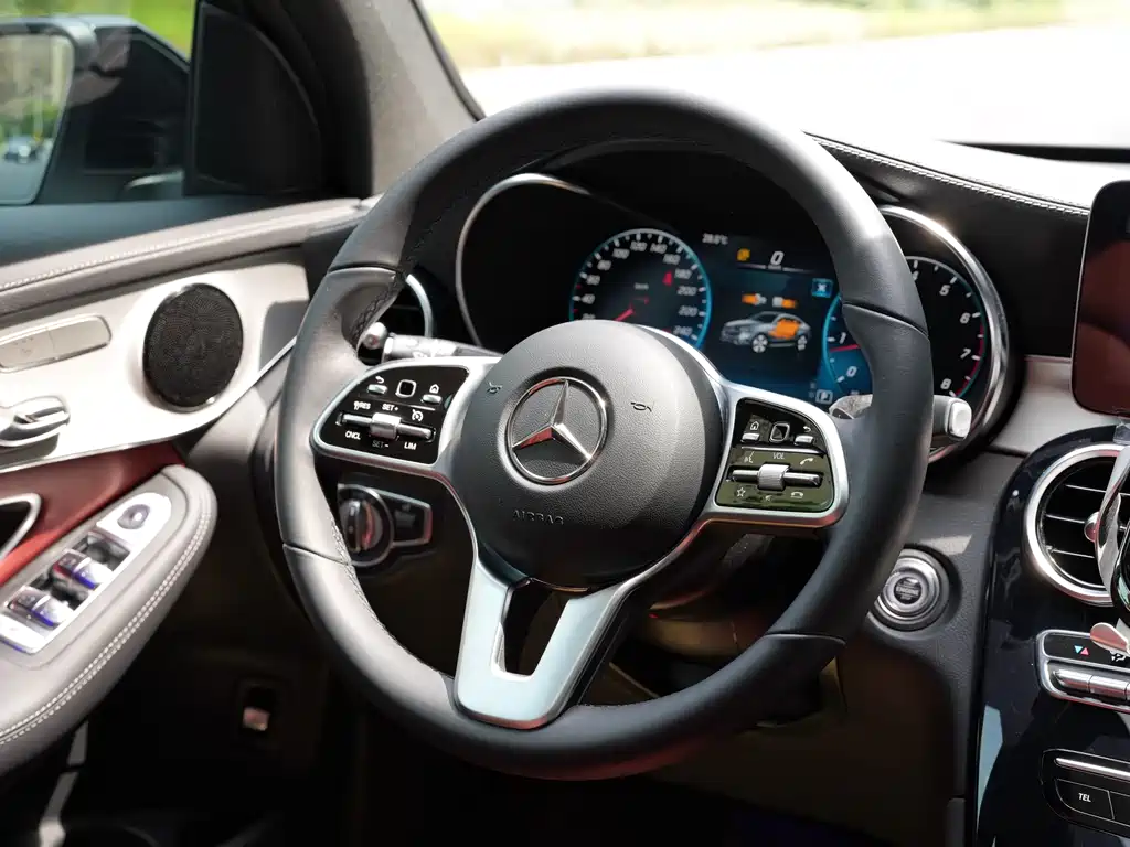 Mercedes-Benz GLC Coupe 2022 — фото 25