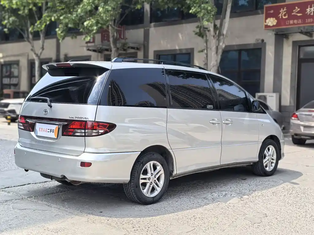 Toyota Previa 2003 — фото 5