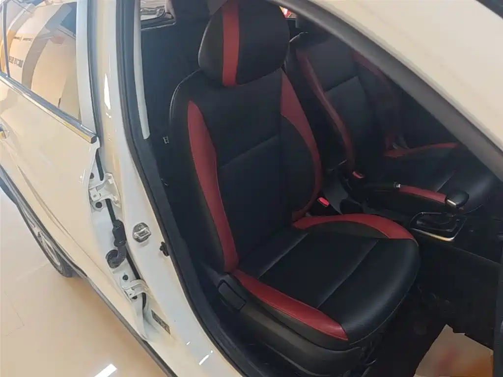 Kia KX Cross 2019 — фото 25