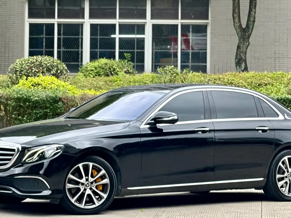 Mercedes-Benz E-Class 2017 — фото 2