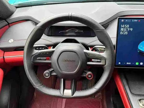 Xiaomi SU7 2024
