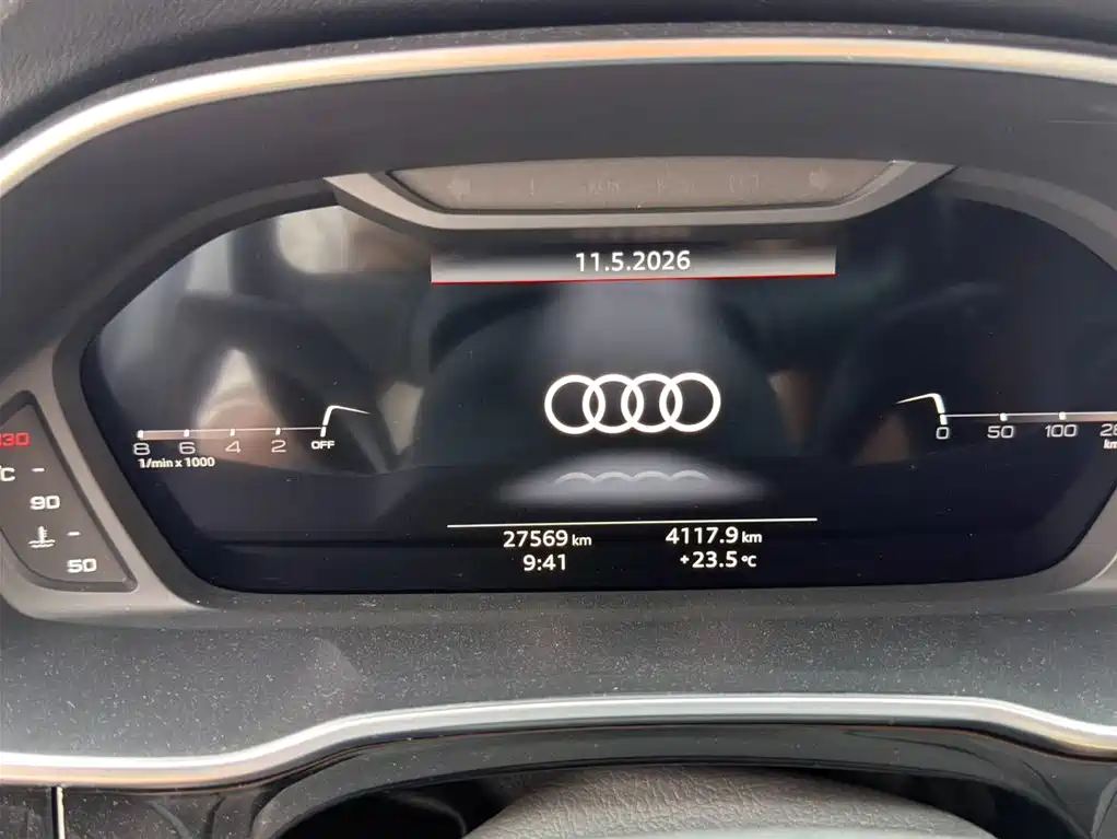 Audi Q3 2022 — фото 10
