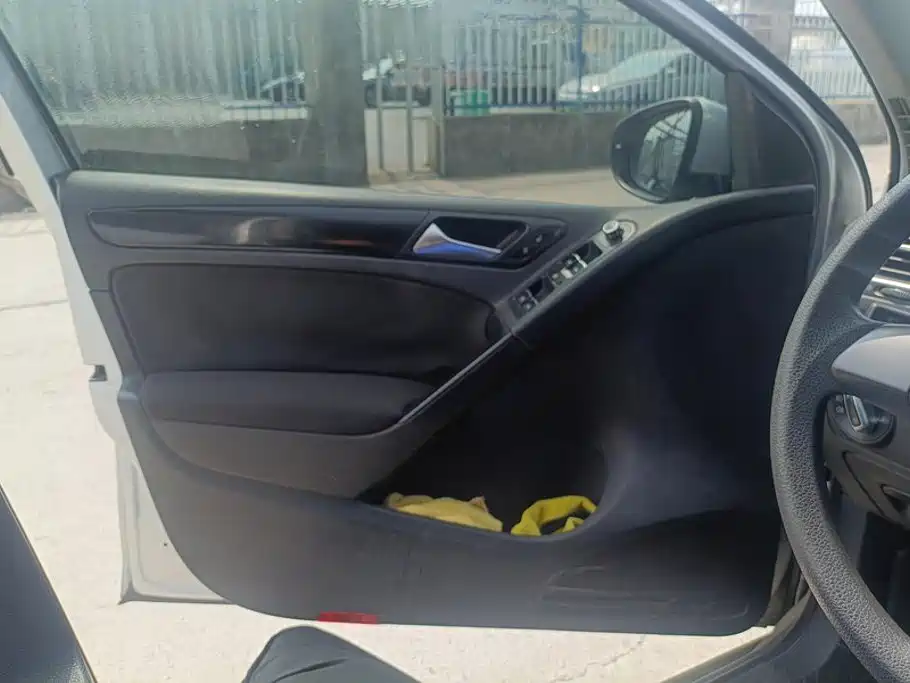 Volkswagen Golf 2012