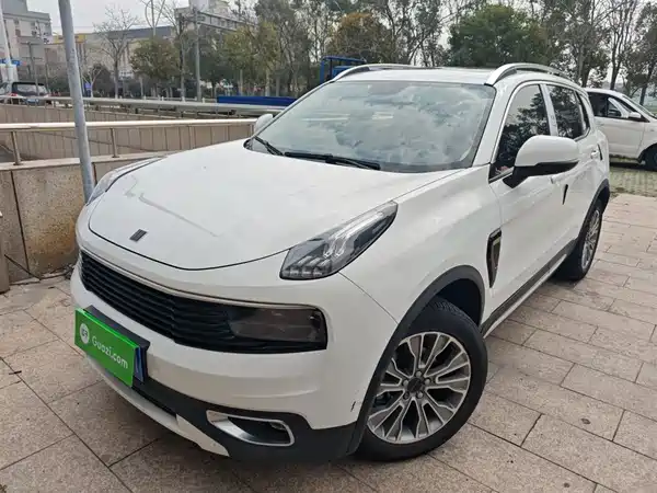 Lynk & Co 01 2018