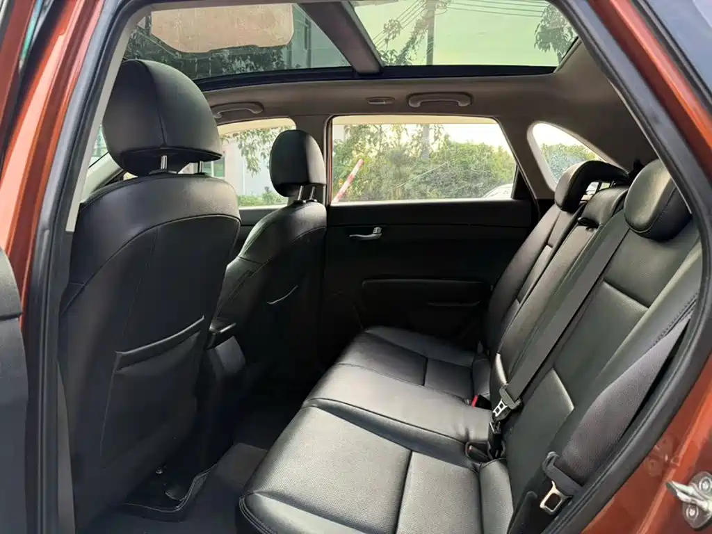 Kia KX3 2016 — фото 10