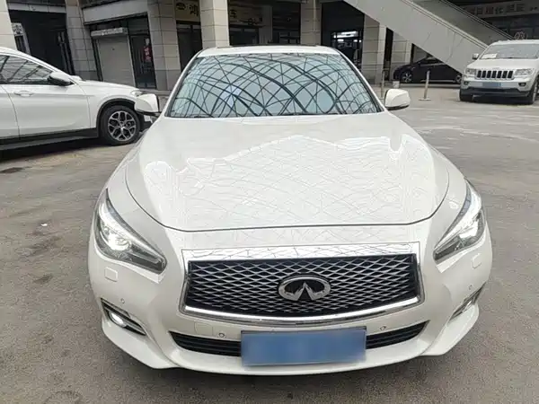 Infiniti Q50L 2016
