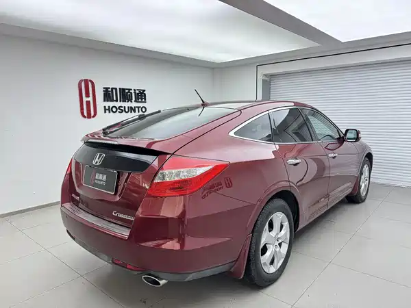 Honda Crosstour 2012