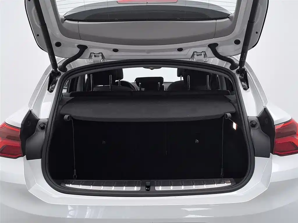 BMW X2 2021 — фото 16