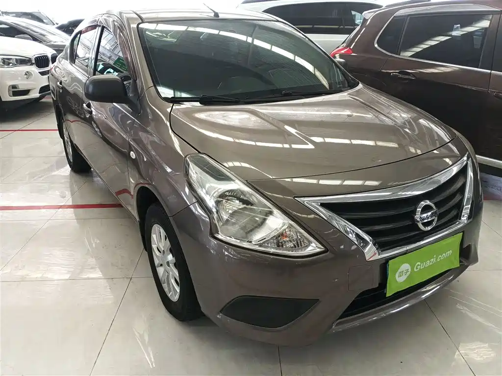 Nissan Sunny 2014 — фото 4