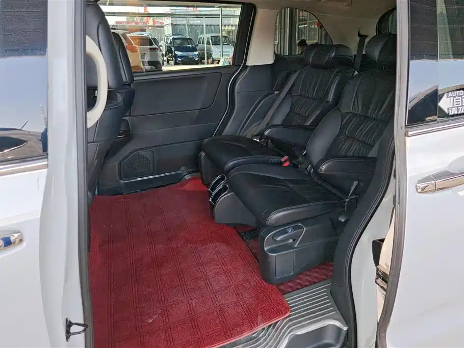 Honda Odyssey 2021 — фото 11