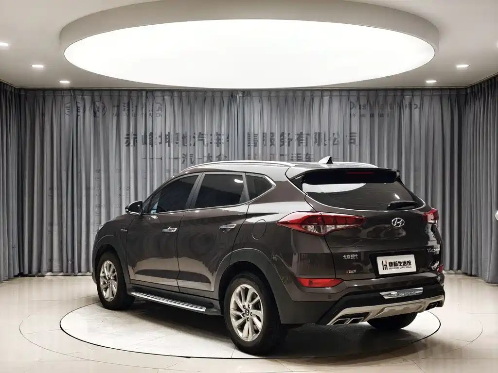 Hyundai Tucson 2018 — фото 6