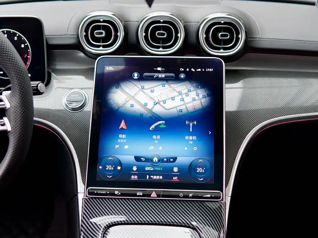 Mercedes-Benz C-Class 2023 — фото 16