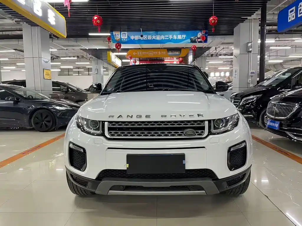Land Rover Evoque 2018 — фото 1