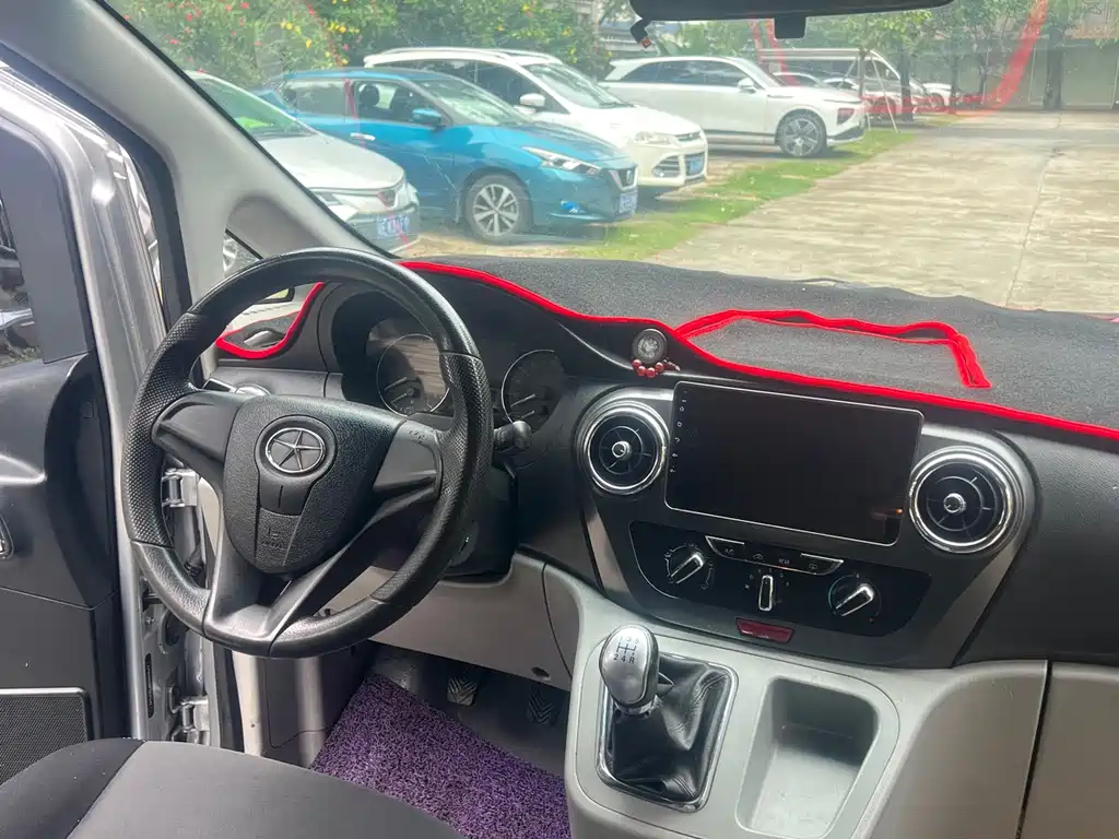 JAC Refine Refine M3 2015 — фото 10