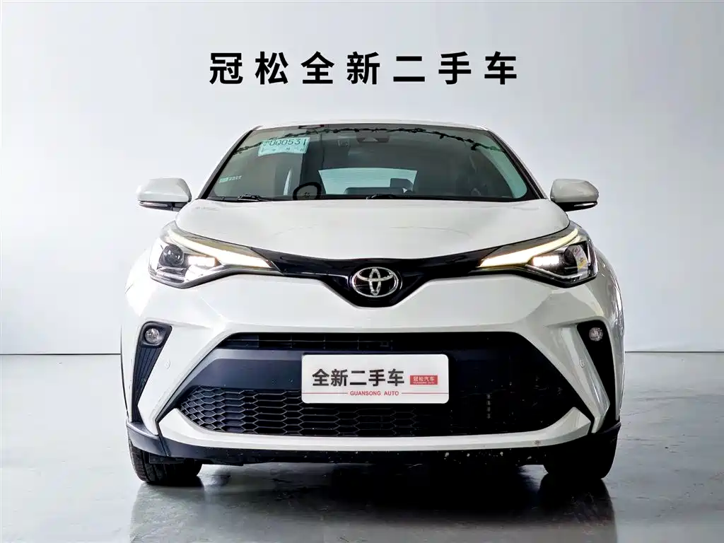 Toyota C-HR 2023 — фото 2