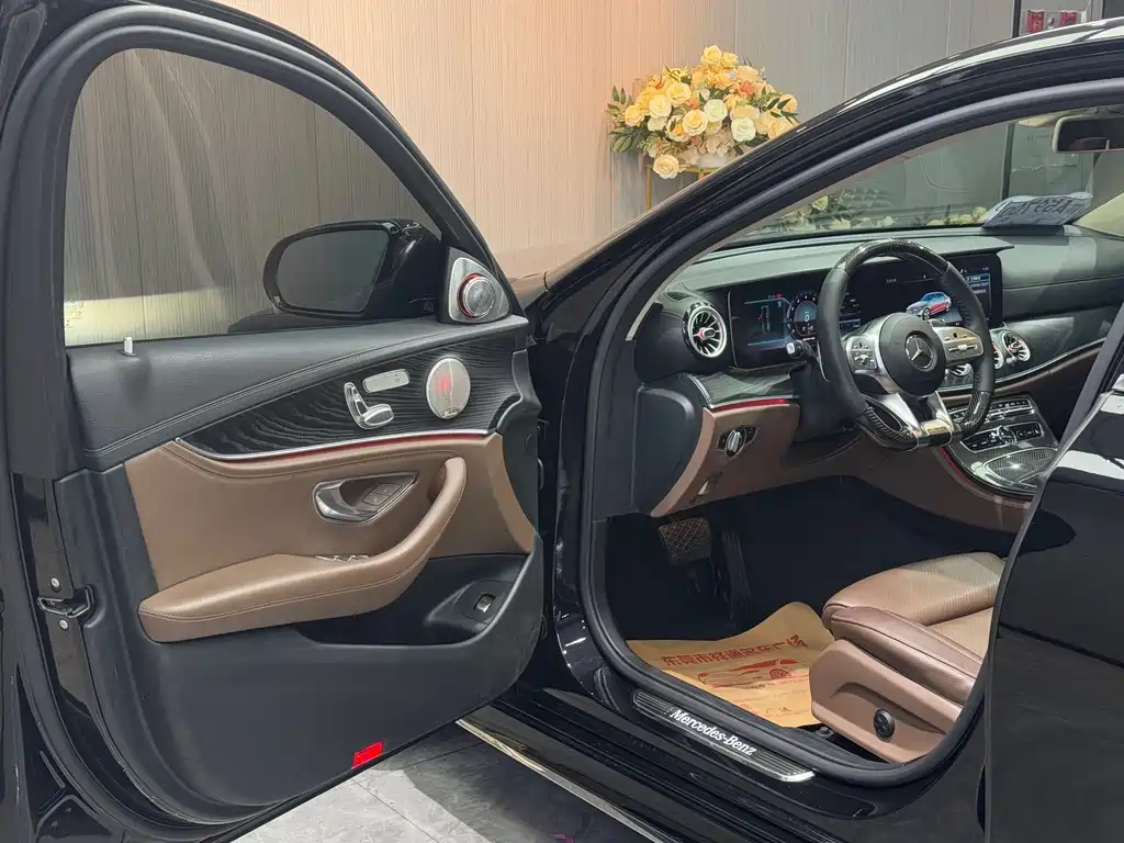 Mercedes-Benz E-Class 2019 — фото 4