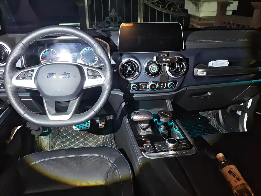 BAIC BJ40 2023 — фото 11