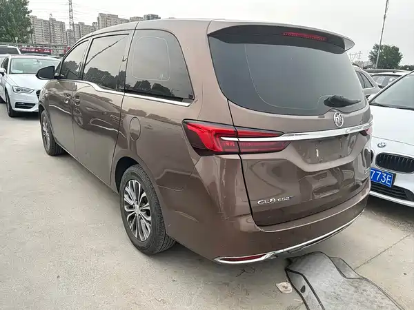 Buick GL8 2022