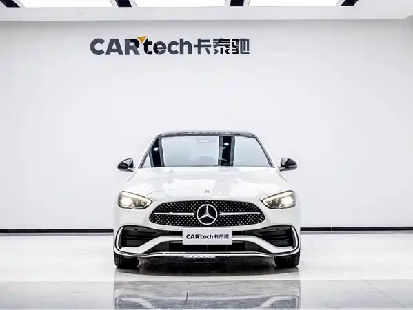 Mercedes-Benz C-Class 2022